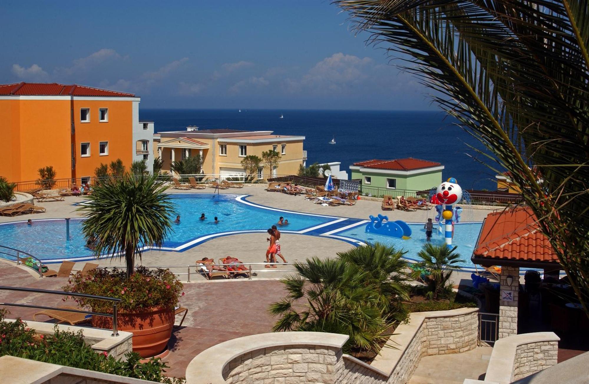 Skiper Apartments & Golf Resort Savudrija Exterior photo